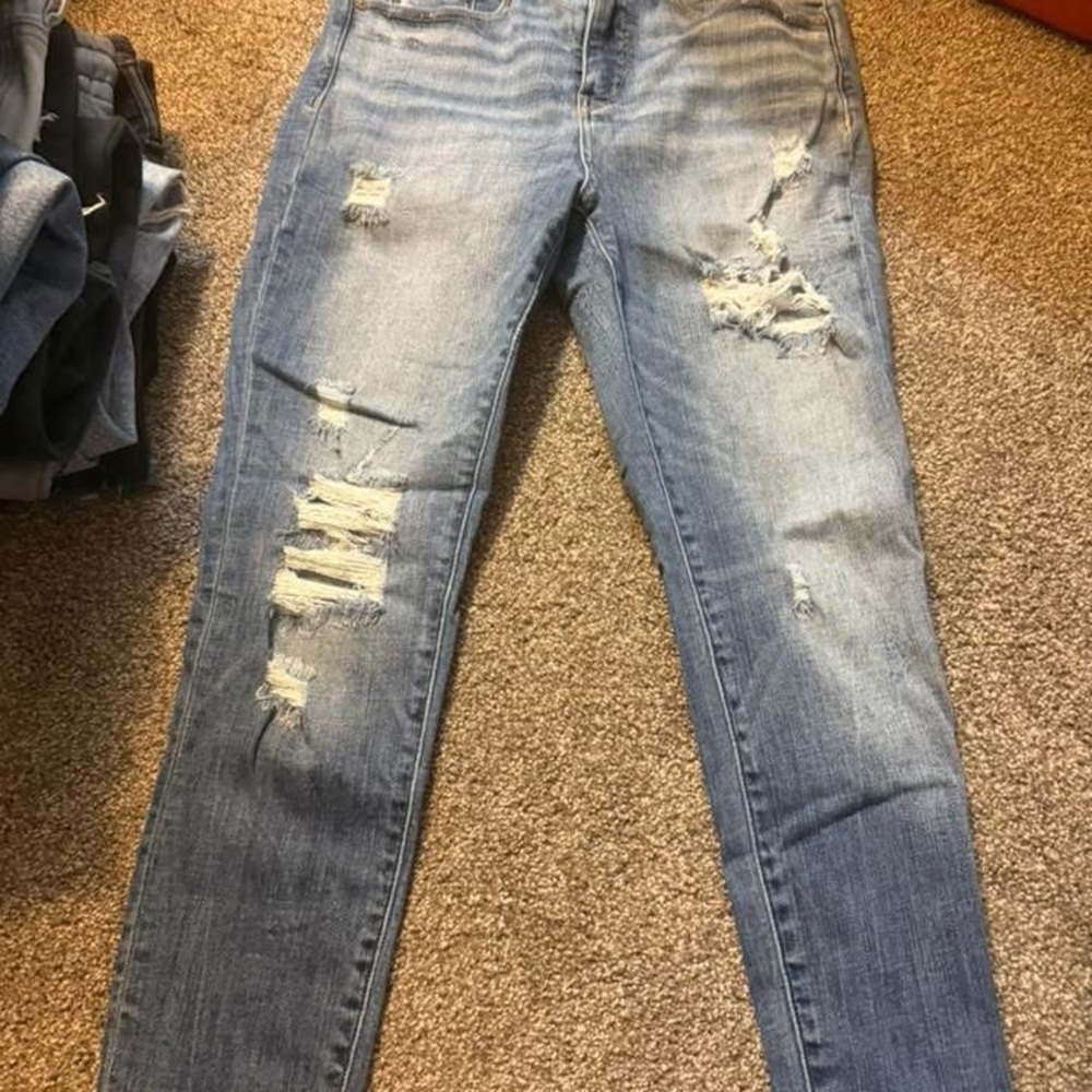 Buckle Light Blue Distressed Skinny Jeans